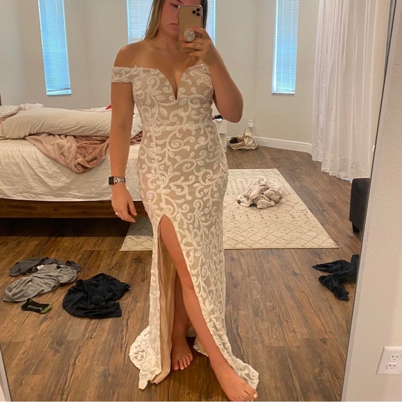 White sequin formal dress - Picture 1 of 3